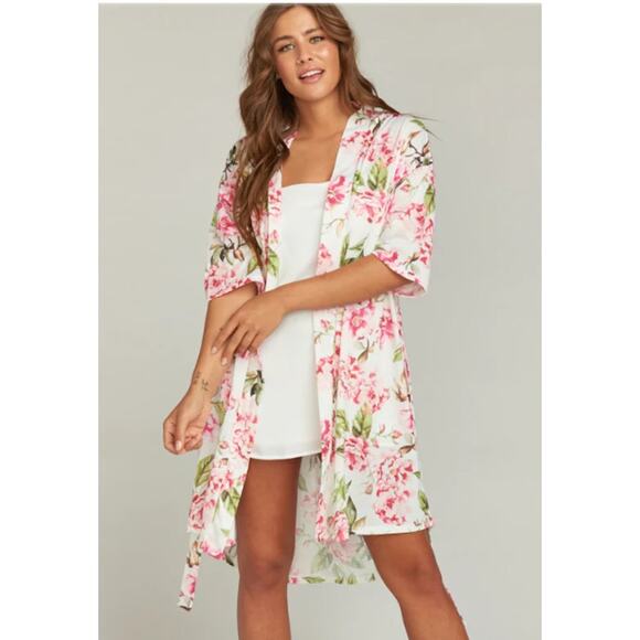 Show Me Your Mumu Size OS Brie Robe Floral Pink Rose Tie 100% Polyester - Picture 2 of 13